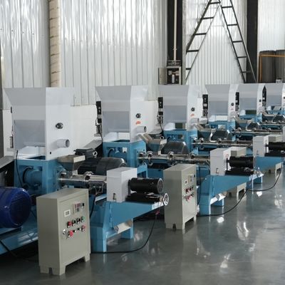 500 kg/H 작은 몰고기 음식 환 성형기 2.2 kw 커팅력