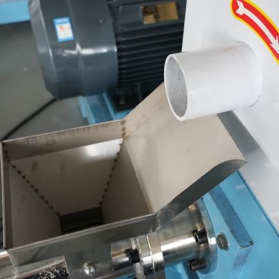 피쉬 공급 압출기 기계 300 Kg를 표류시키는 높은 생산성 Pet 사료