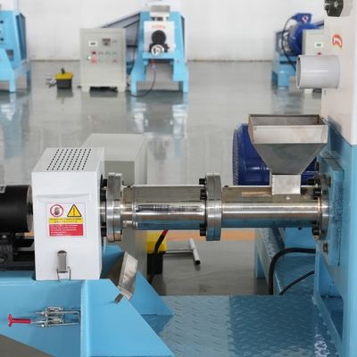 2개 소매와 소규모 플로팅 피쉬 공급 팰릿기 55 kw 700kg/ Ｈ